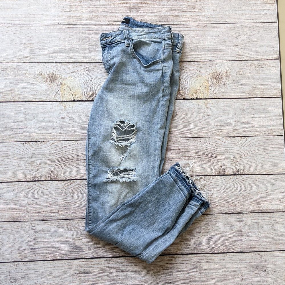 Prosperity Distressed Released Hem Boyfriend Jeans